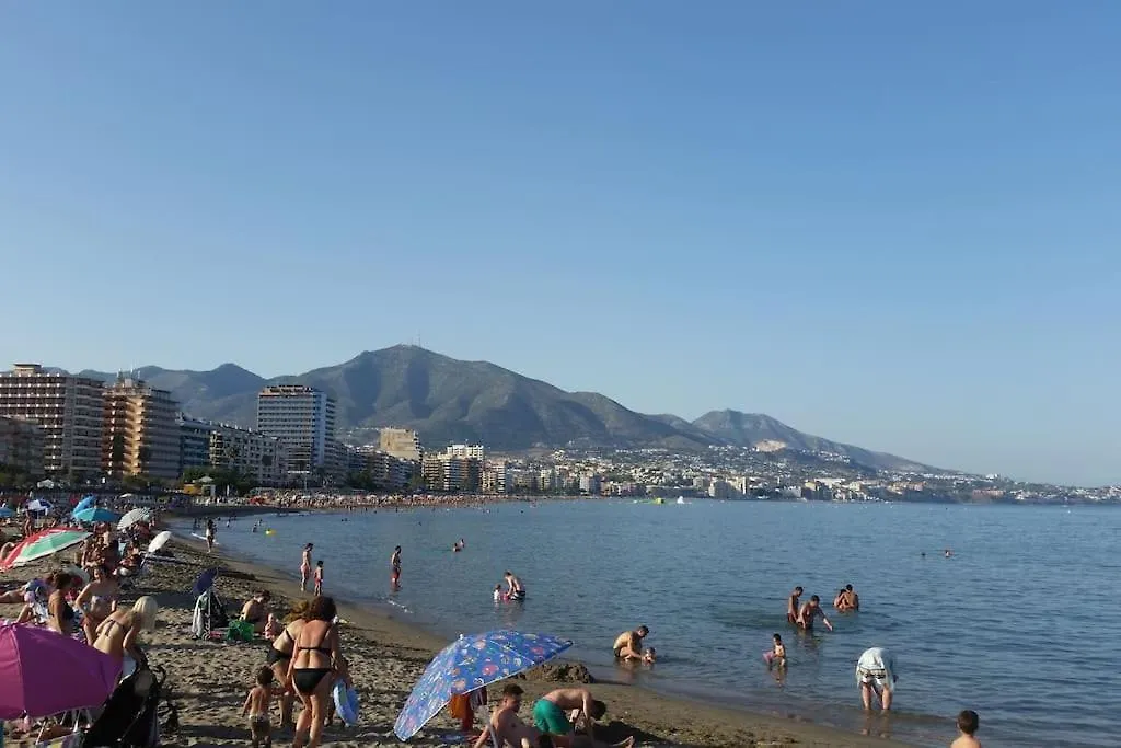 Cosy Apartment With Seaviews, Pool Close To Beach. Fuengirola