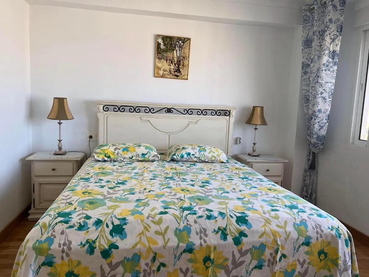 Cosy Apartment With Seaviews, Pool Close To Beach. Fuengirola Spain