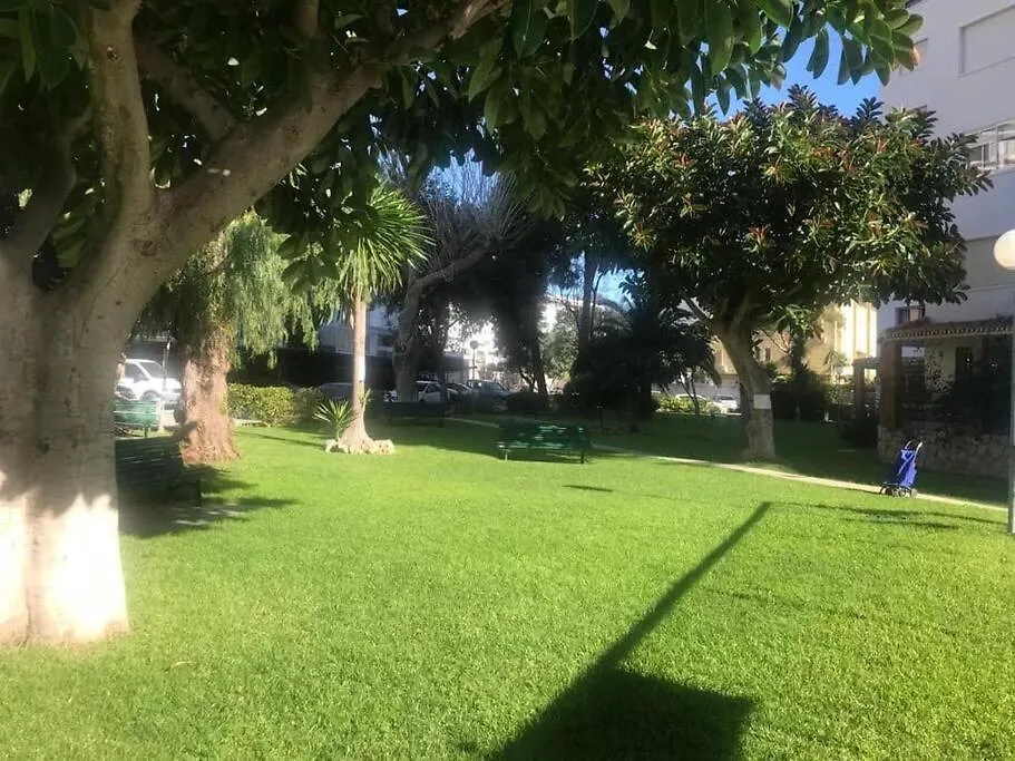 Cosy Apartment With Seaviews, Pool Close To Beach. Fuengirola Spain