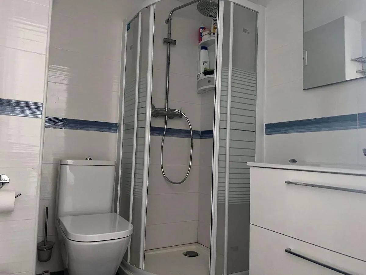 Cosy Apartment With Seaviews, Pool Close To Beach. Fuengirola